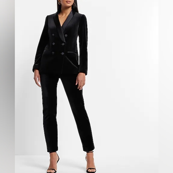 EXPRESS: High Waisted Velvet Cropped Trousers - Picture 3 of 10